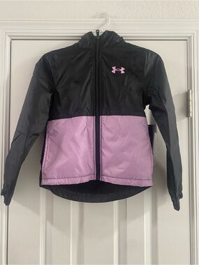 Under Armour Black and Light Purple Girls' Hooded Rain Jacket size Small